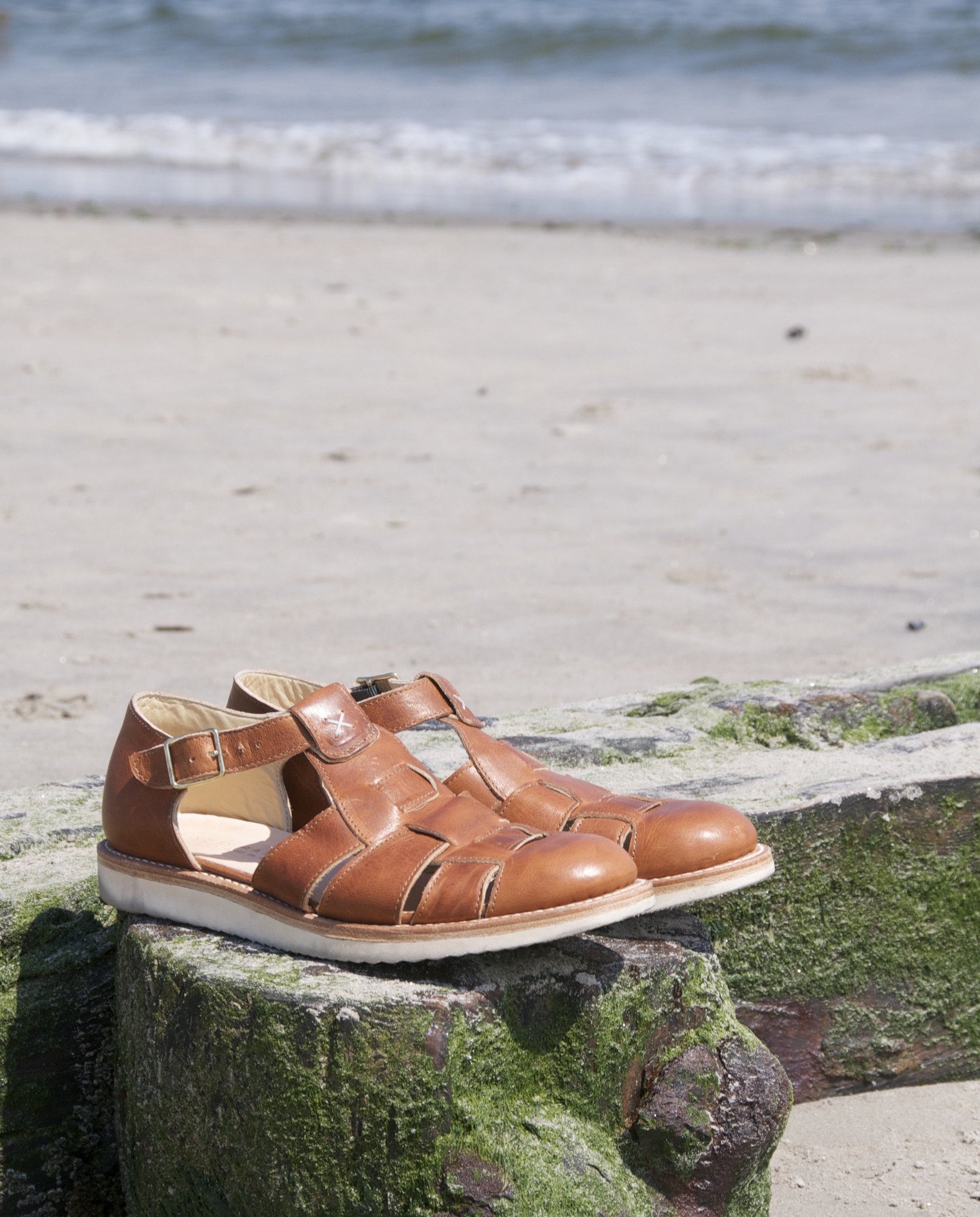 Sandal, leather, made in Portugal, English tan, light brown